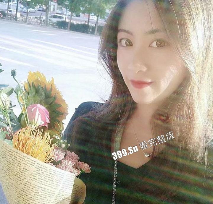 徐州知名反差婊 小学老师 李雪梨 订婚前跟前男友15v不雅视频流出 火速分手衔接下个男友 实属顶级海女 各种制服配合调教,活比职业的都好-3