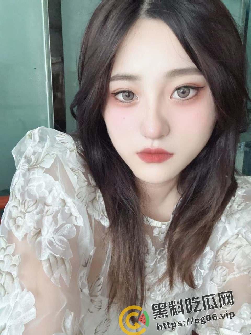 瓜友投稿!上海纹身母狗【江颖】恋情内给网友发私密视频被男朋友曝光 抠逼 摸奶 是自家男朋友的大屌满足不了你吗-4