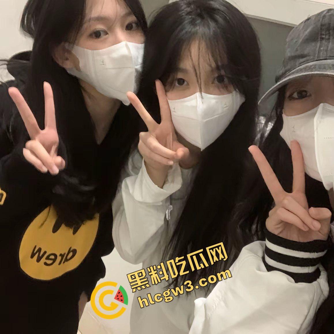 贵溪职业中学反差精神口罩妹【李诗涵】与职高小混混多人激情 小房间内各种草逼!独家流出!-7