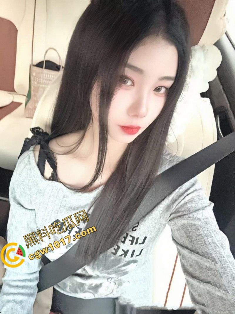 四川成都新婚人妻【杨琴】背着丈夫疯狂约炮!清纯外表下的骚乱,床上的火辣氛围让众多雄性欲罢不能-2