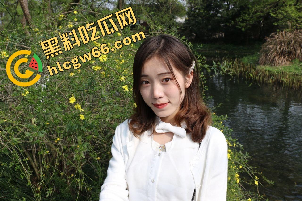 哥是废物,嫂子是我的肉窟窿!每天掰着小穴等我插,白天带婚戒,晚上跪着吃我屌!-3