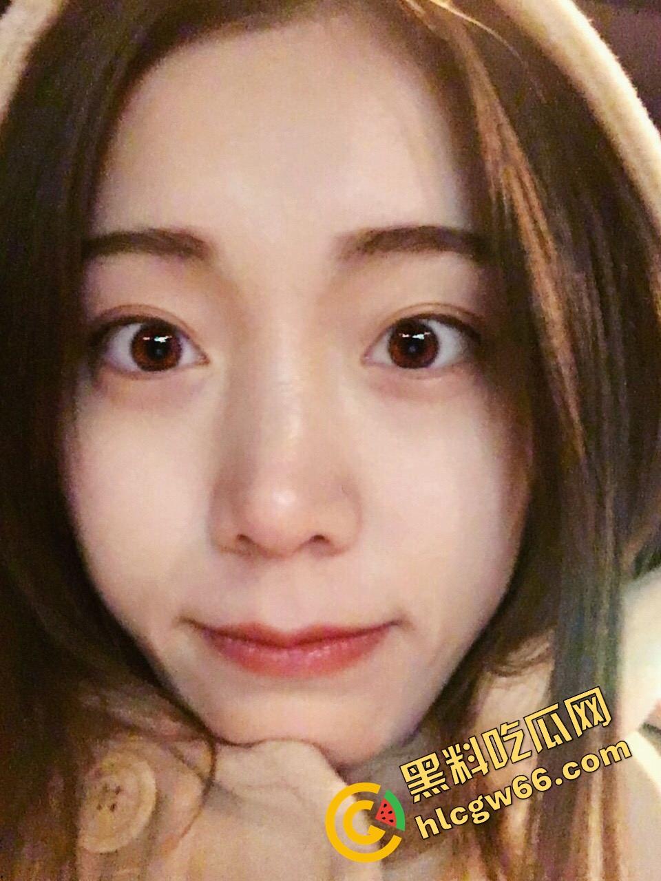 哥是废物,嫂子是我的肉窟窿!每天掰着小穴等我插,白天带婚戒,晚上跪着吃我屌!-5