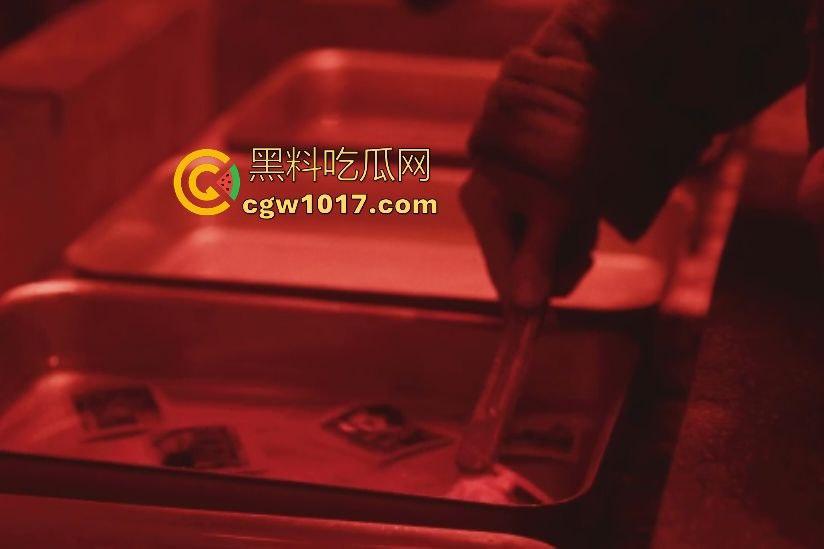 电影【南京照相馆】曝光南京大屠杀真实罪证底片，日军屠城铁证，吉祥照相馆平民用命藏胶卷让世界看见真相！-3