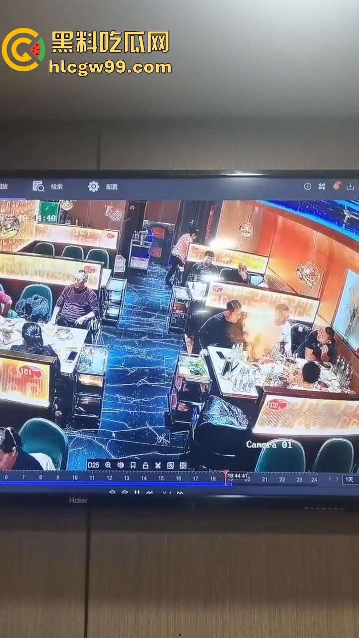 黑龙江密山健晟星期天火锅爆炸性操作,火锅里煮打火机,惊喜套餐还是定时炸弹?过年吃饭吃出爆炸感!-6