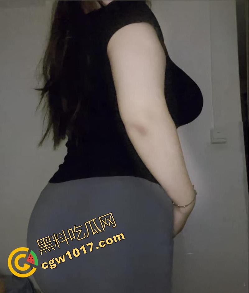 真实乱伦上演！主播连线解答偶遇到跟女婿发生关系的丈母娘，主播也无语了，真是三十如狼四十如虎五十六十坐地能吸土！