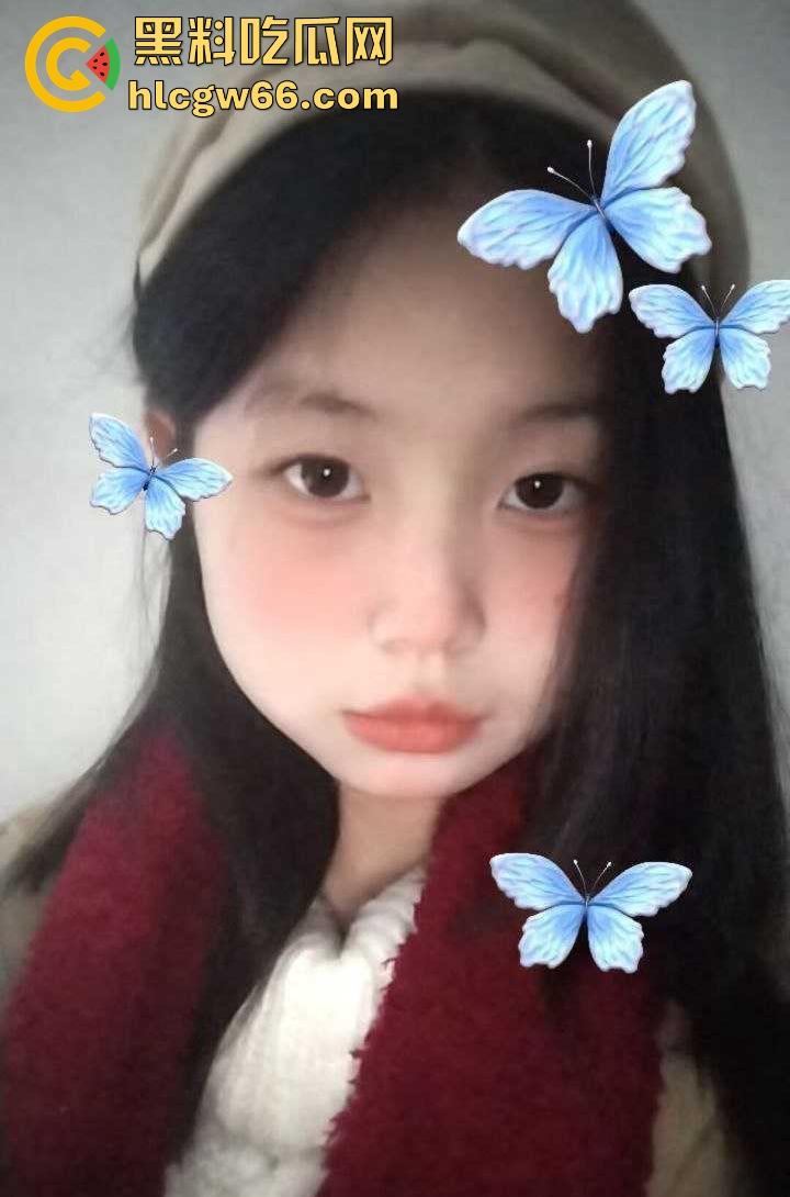 昆明旅游职业学院公认的清纯和母狗双代表【周彤珊】小小卡哇伊的 但你见的逼少过人吃过的鸡！