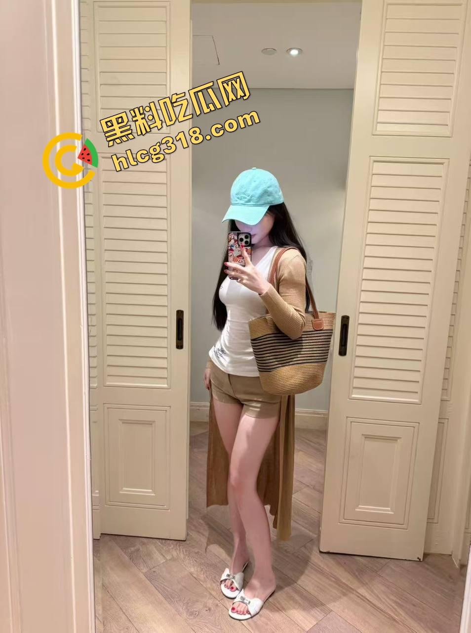 广东性玄学孕妇做爱靠转运珠开逼求财,一炮成神鸡巴成符,越干越旺夫,鸡巴一插进去就开始转运!-6