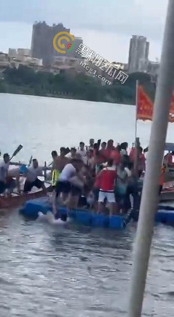 东莞高埗惊现神秘龙舟大战,竞技变身实战,究竟谁在操控背后?-3