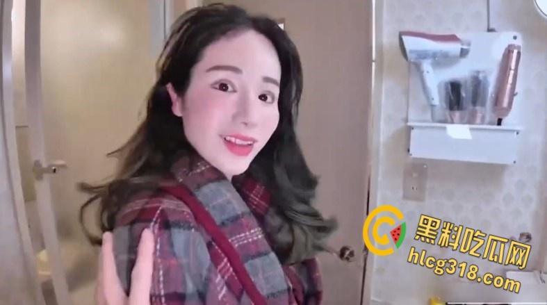 主动送上门的极品御姐，高跟鞋透明内衣，撕开肉丝袜淫水泛滥，无套后入爆操饥渴小母狗！