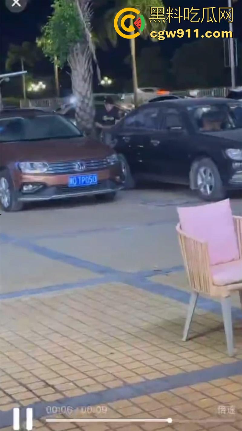 果然色字头上一把刀啊, 防城港市骚逼玩大了,偷情被老公发现,直接提刀砍杀情夫,这回做鬼也风流了!-5