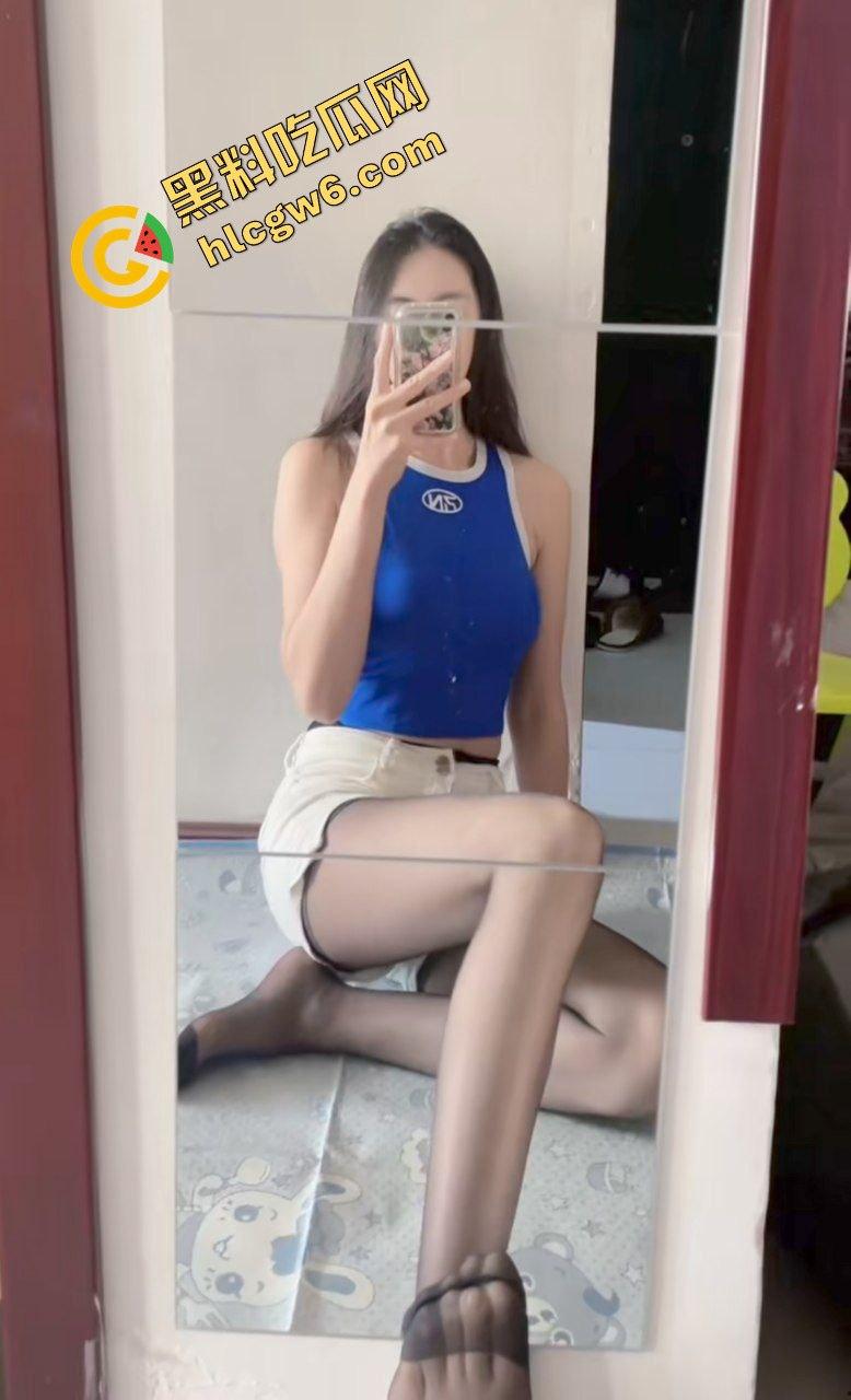 抖音新人长腿尤物黑丝反差骚鸡『王果果』擦边诱惑大哥约操 渔网爆操猛怼骚逼!原创曝光流出!-7