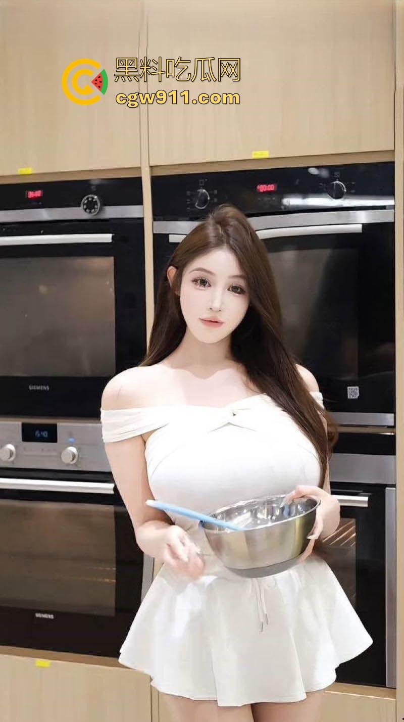 警报拉满！快手高颜值擦边网红【女乔】聊天室大尺度表演曝光，吊钟巨乳被各种玩弄揉搓，淫荡本性暴露无遗！-4