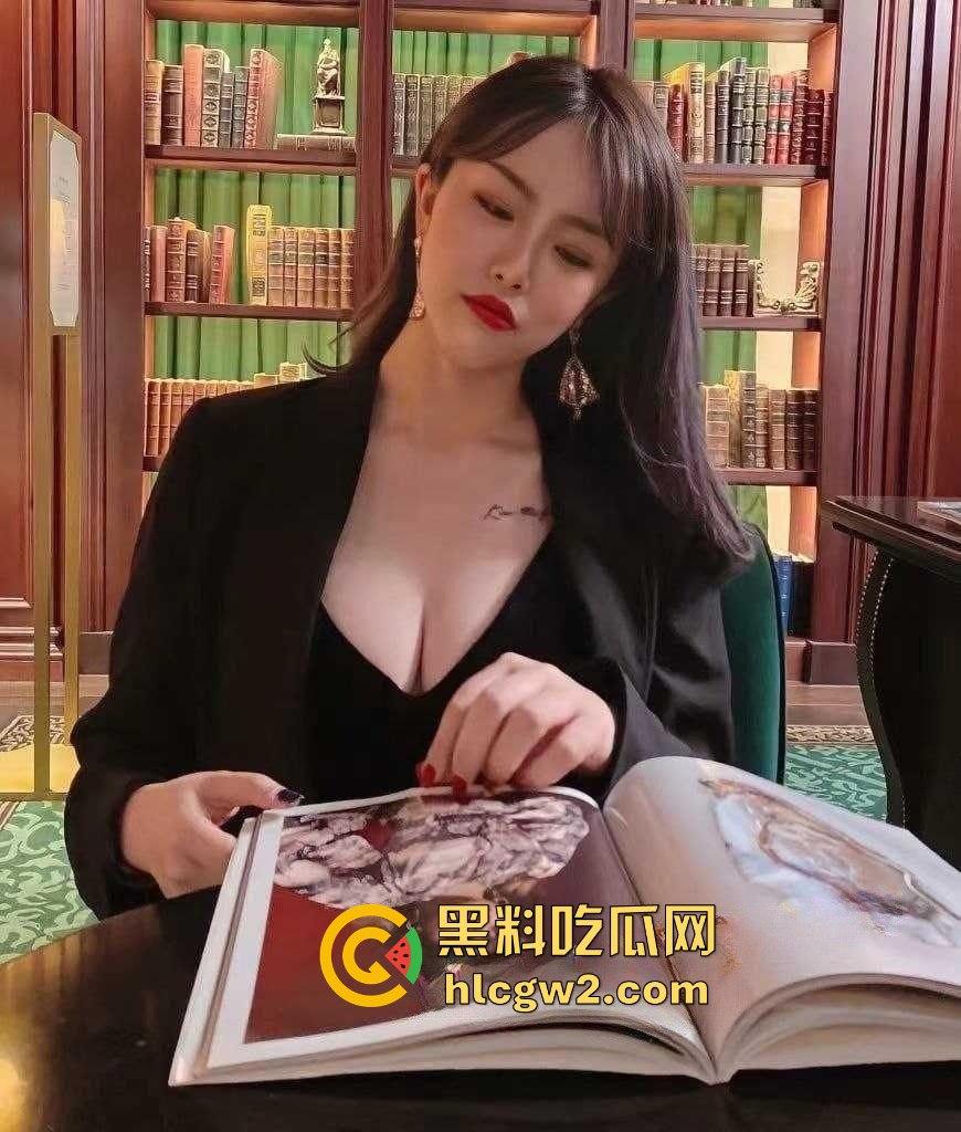 上海外高学历巨乳『李天柔』反差大翻车!清纯外表下的婊子心,和男友激情性爱视频流出,真是骚到不行!-3