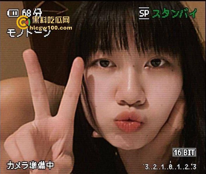 合肥大学【王文婷】性爱视频遭男友曝光,平时嫌男友脏,背地里给炮友口得香!-3