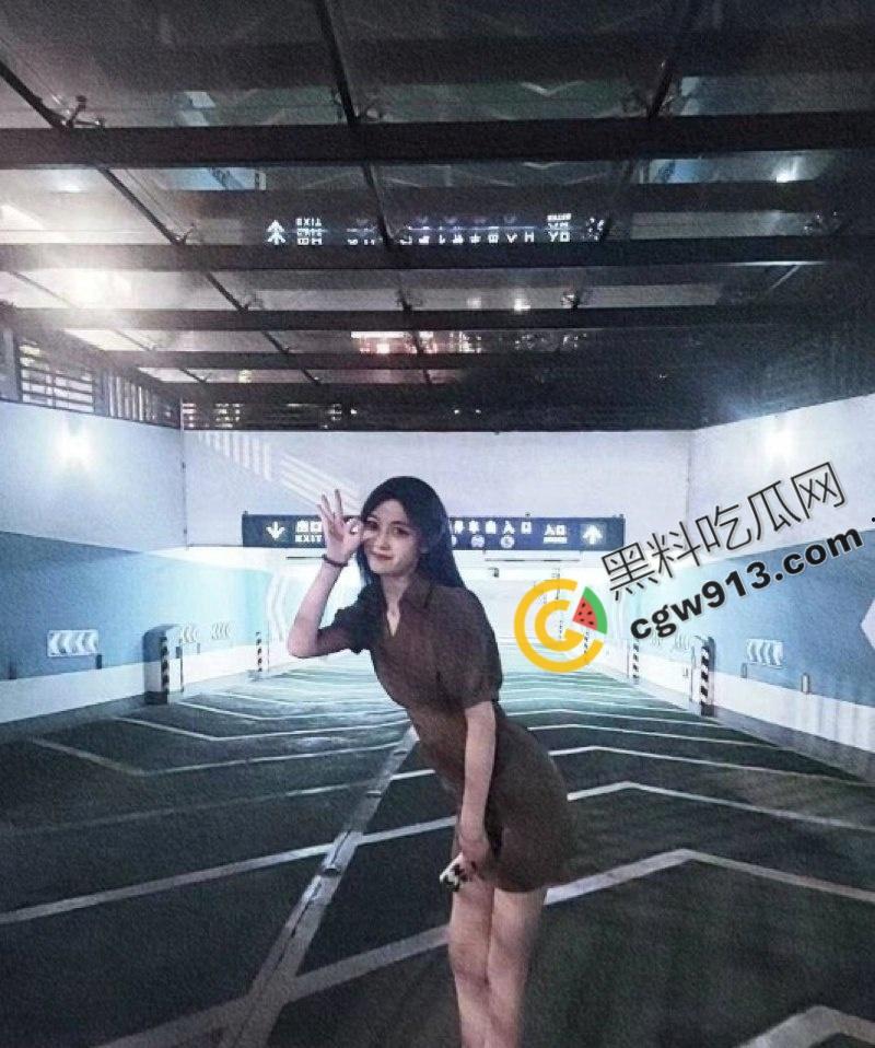 郑州大四校花【周晓晓】的肉欲沉沦:实习期间沦为领导的玩物,身穿情趣装,骚穴被爆操,沦为肉便器-4