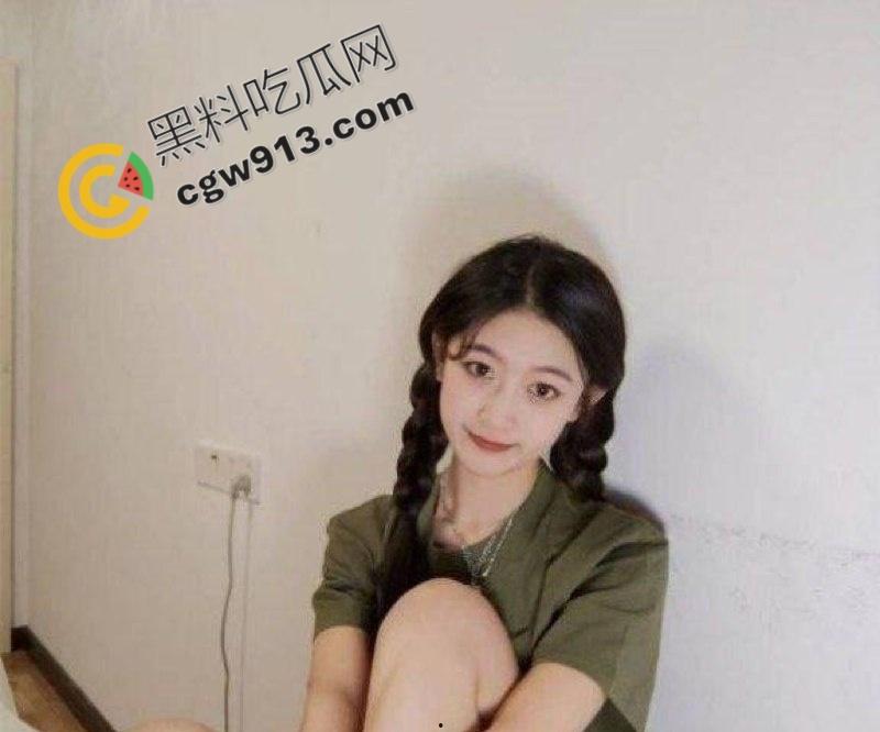 郑州大四校花【周晓晓】的肉欲沉沦:实习期间沦为领导的玩物,身穿情趣装,骚穴被爆操,沦为肉便器-5