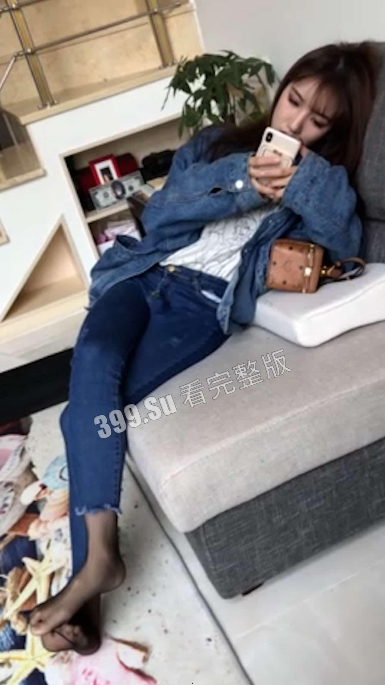 #江大校花 #流出 #自拍  #SM  人前高冷校花背地里也是条闷骚母狗  更衣室卖力服侍金主-9