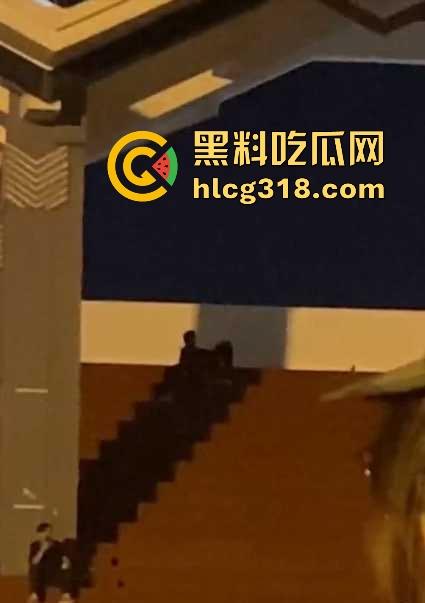 成都艺术学院大三情侣操场做爱,当着大一新生军训的面前大胆骑乘,新生感慨这是大学自由的气息-7