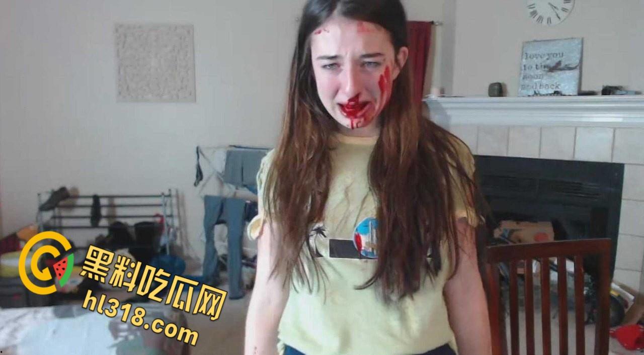 英国女主播打老公耳光,结果被老公反手几个大比兜,打到满脸是血嗷嗷大哭-5