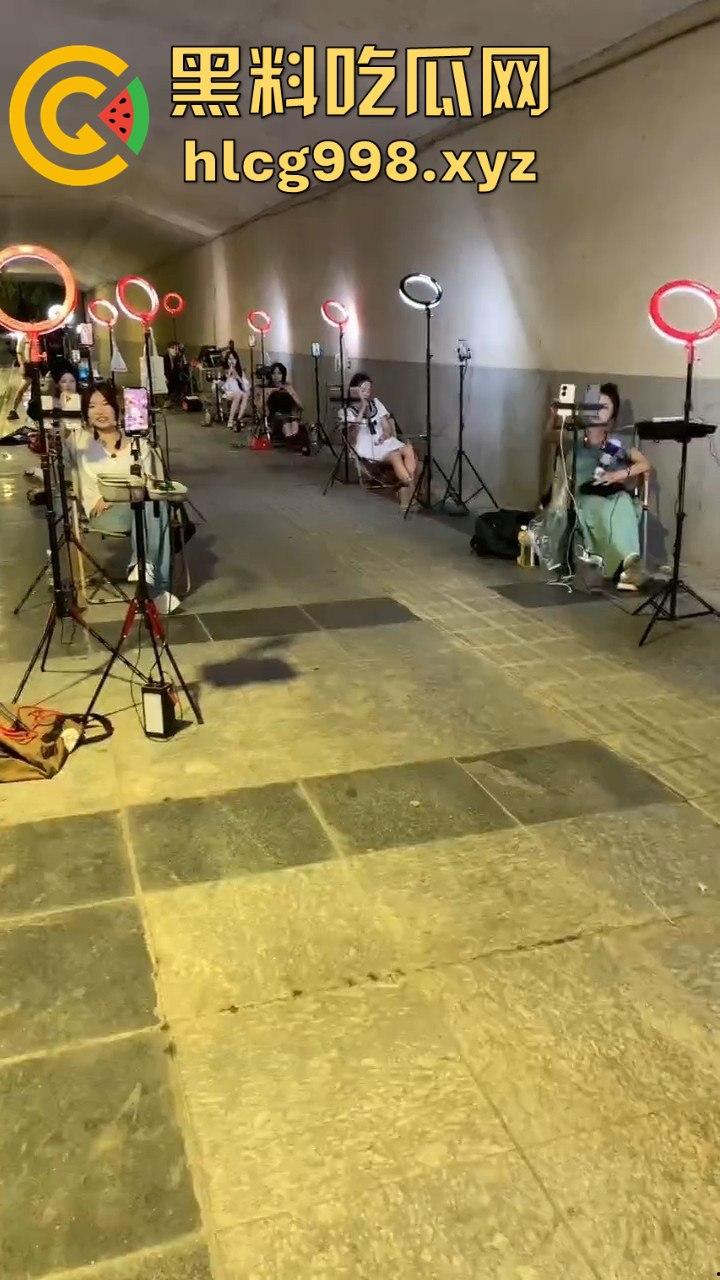 山西网红一条街！南州大桥下全是网红乞丐，美女挤满400多人，乞讨都成产业了！