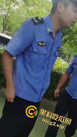 武汉城管打人?官方回应:不好意思,城管是冒充的!-2