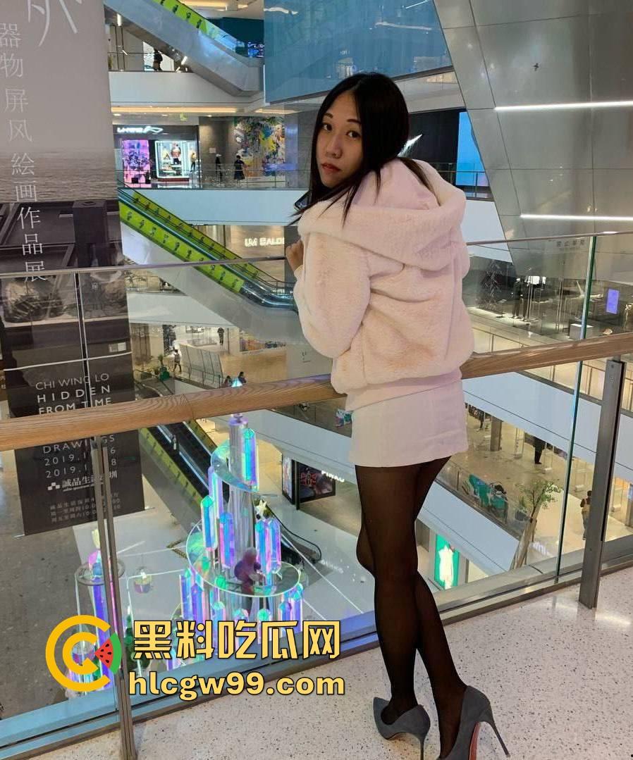 群友投稿陌陌约的骚少妇，奶头黑得像煤炭，逼毛还有造型，这逼得多吓人，兄弟们约炮需慎重啊！