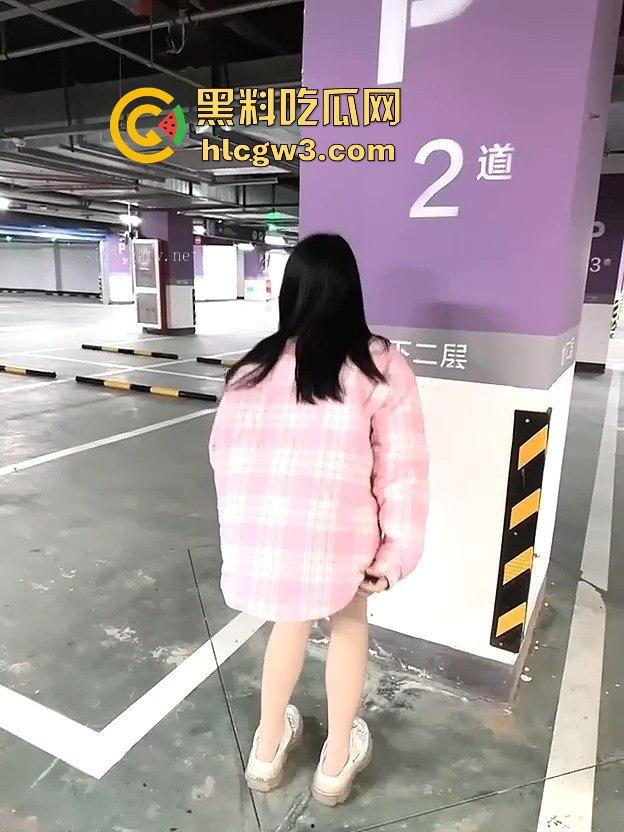 推特福利姬极品萝莉学生妹【啵啵兔】纯欲反差大揭秘,户外露出、道具自慰性感裸舞全能骚货!-9