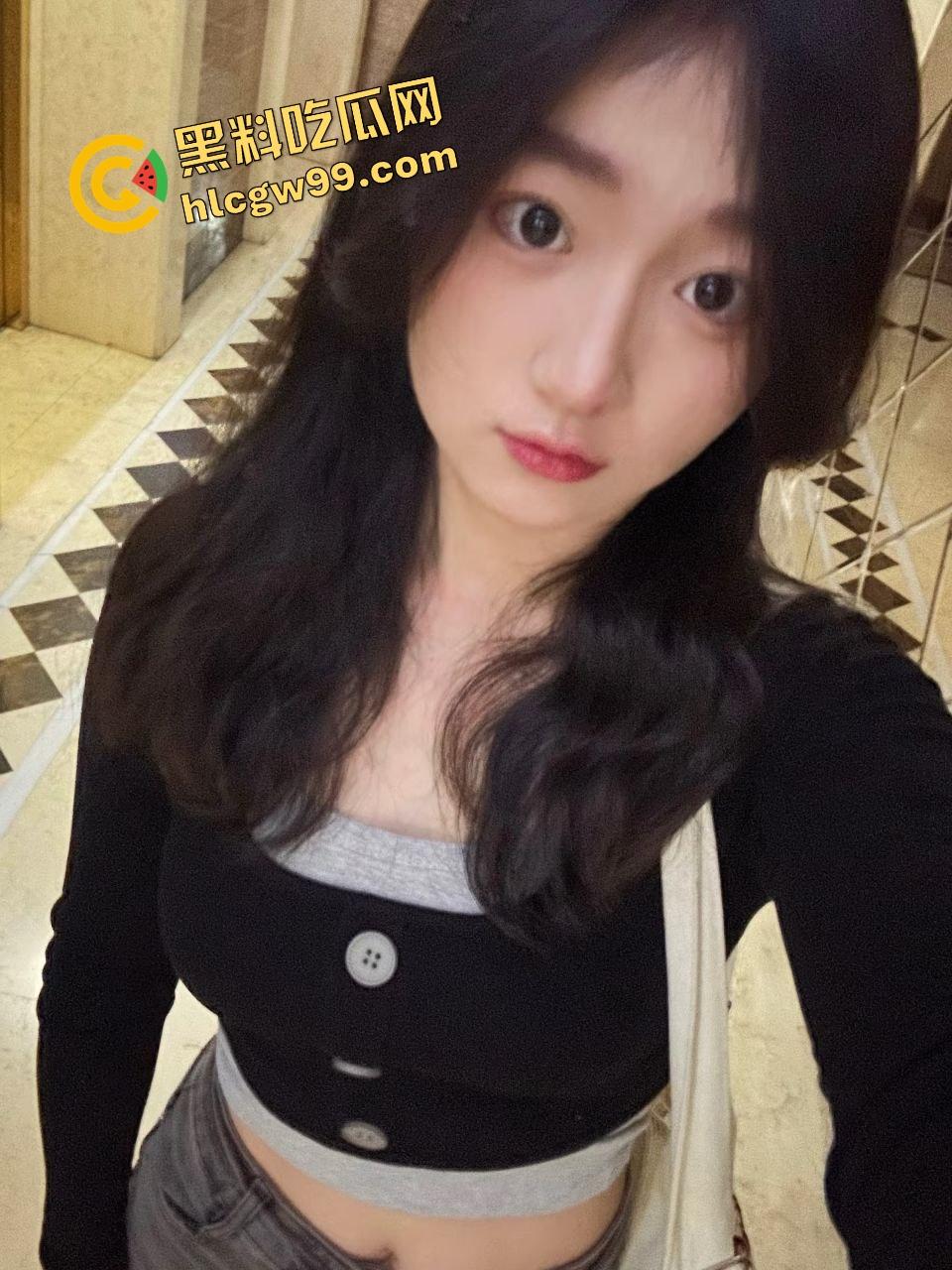 四川达州社会骚鸡【张雅】没工作于是下海做鸡,首次约炮就深喉口爆中出骚逼!独家曝光流出!-3