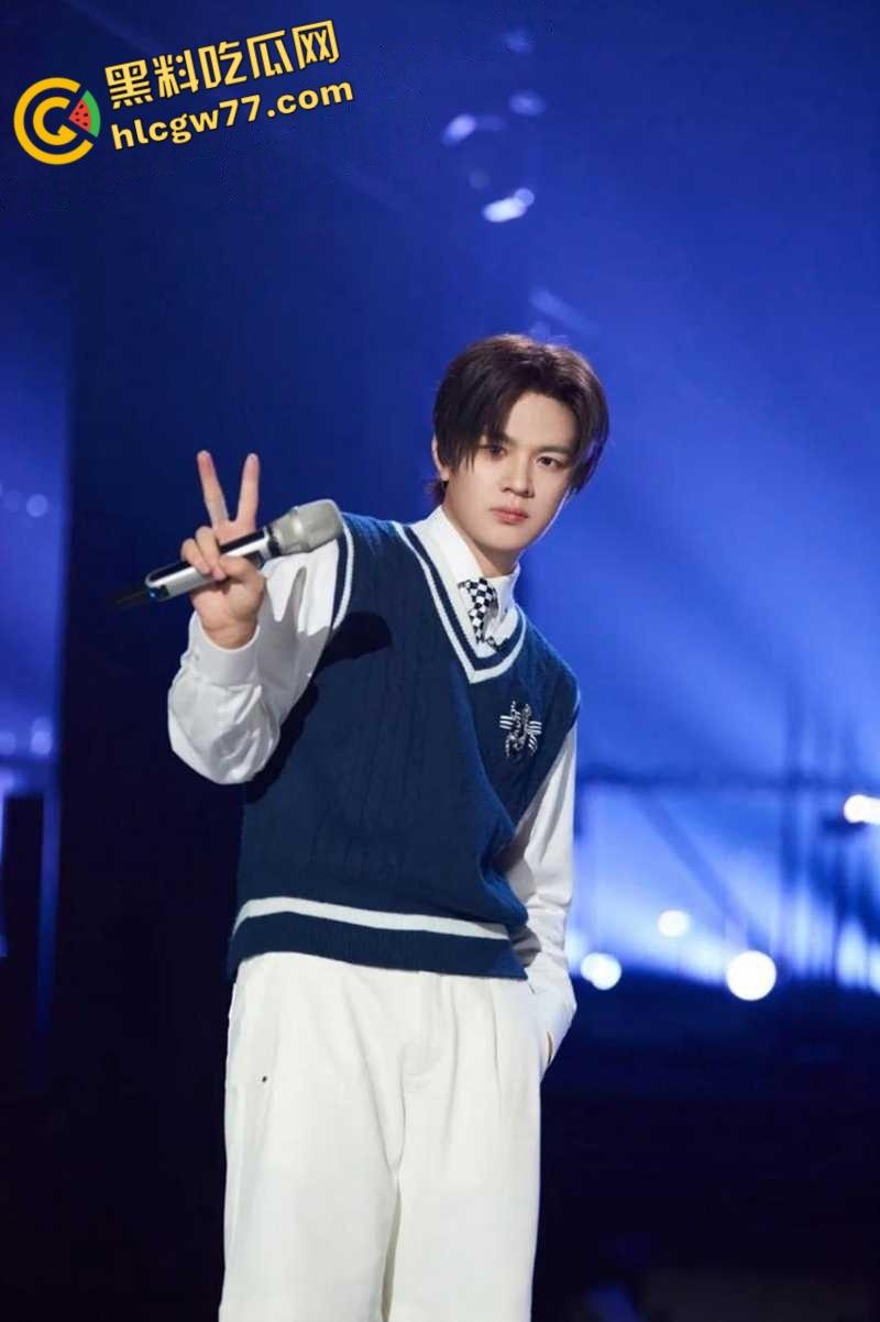 湖南歌手 石凯 塌房 出轨PUA女友 隐藏订婚史约炮女粉 录音约炮视频曝光实锤塌房!-7