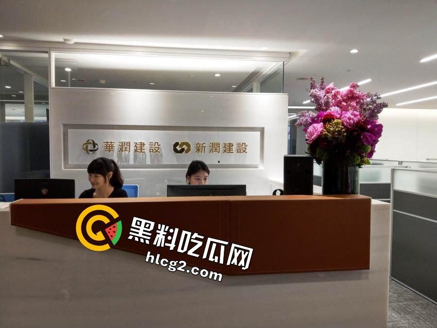 四川广元金融前台『周雨婷』假期与男友多体位爆干 按着鸡巴塞进肥逼里 前任曝出性爱视频！