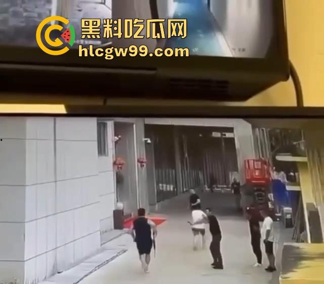 海外大事件!手枪威胁不管用,后面紧急调AK兄弟出来镇场面?柬埔寨还真乱,亡命之徒也真不怕死。-6