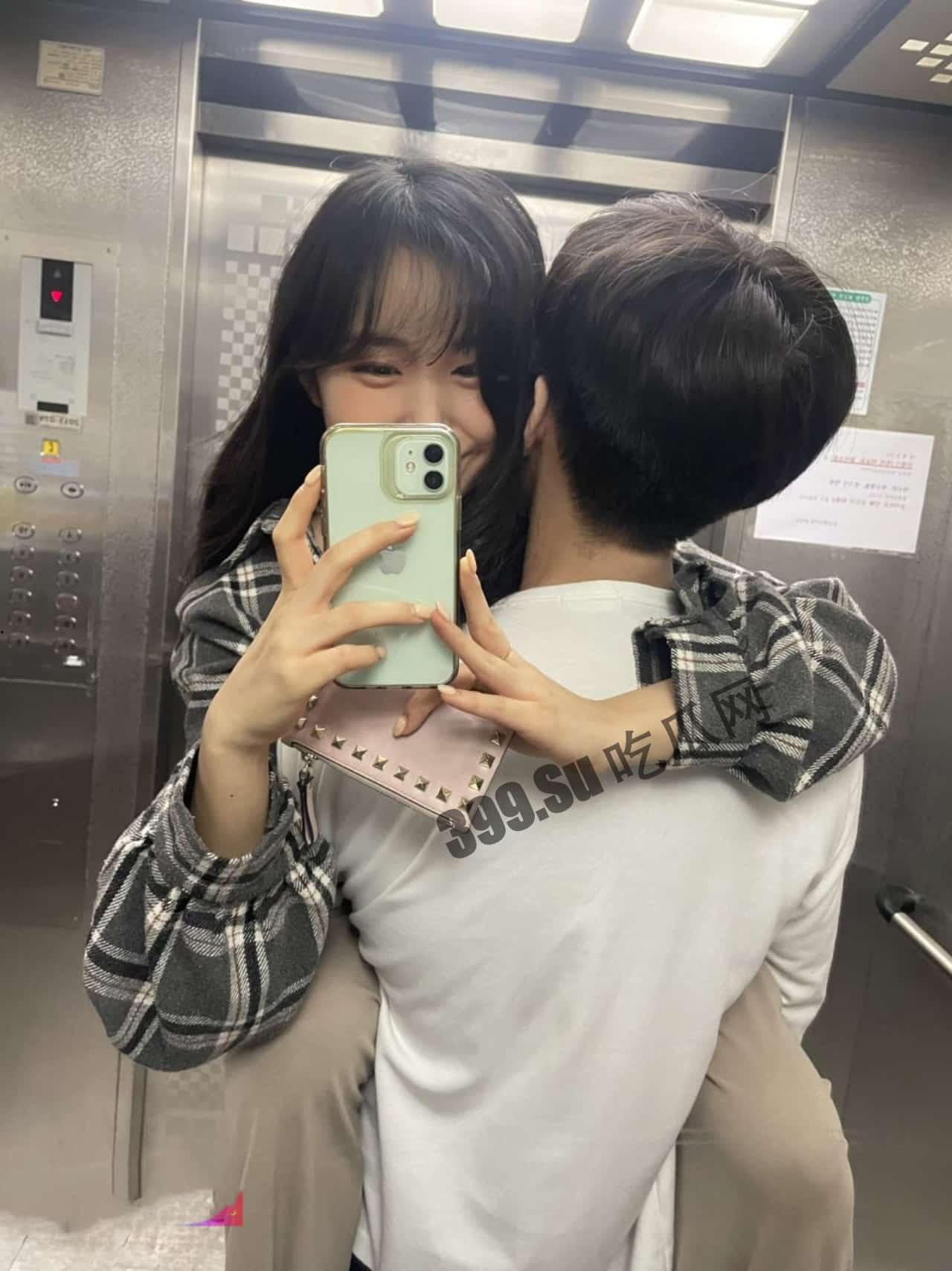 #韩国 高颜值小情侣啪啪自拍 #流出 小姐姐身材极品 给射一脸也没生气 还帮忙把屌上的舔干净 超贴心