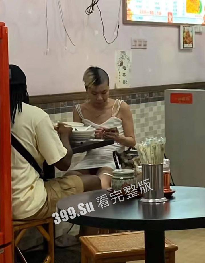 抖音 丑女网红 #安琪儿 为炒作约炮黑人 口交照 聊天记录 床上合照流出 遭黑人愤怒质问 害他失去了别的黄焖鸡女友-5