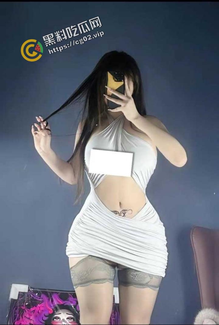 开盒!抖音李依琳 SM受虐癖 有过两个男友,和8个人做过爱 私生活淫乱 白虎逼!-4