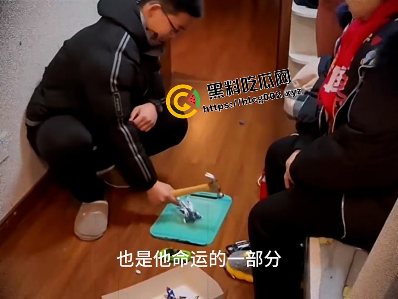 开盒【赵菊英】!退休老师家访开盒 砸毁手办 扔掉手办 掌箍学生 全网公共愤的教育家-3