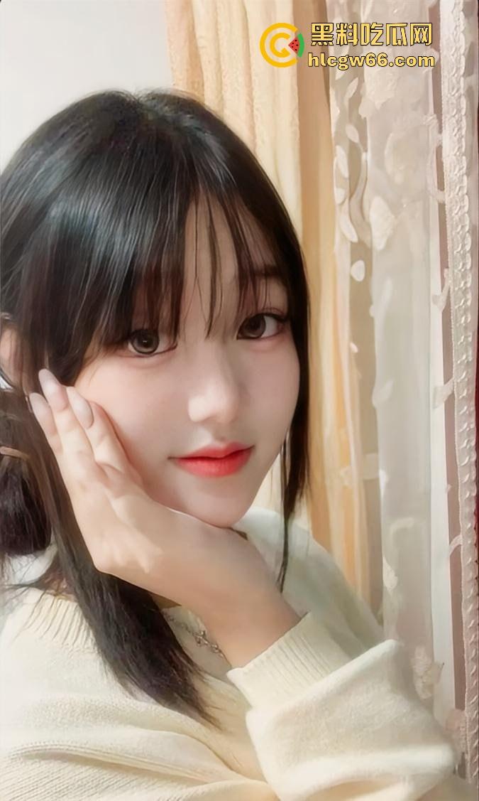 河北张家口反差学生妹【王若玮】小小年纪极品大奶 被渣男哄骗私拍揉胸扣穴的小母狗 很有撸点!-2