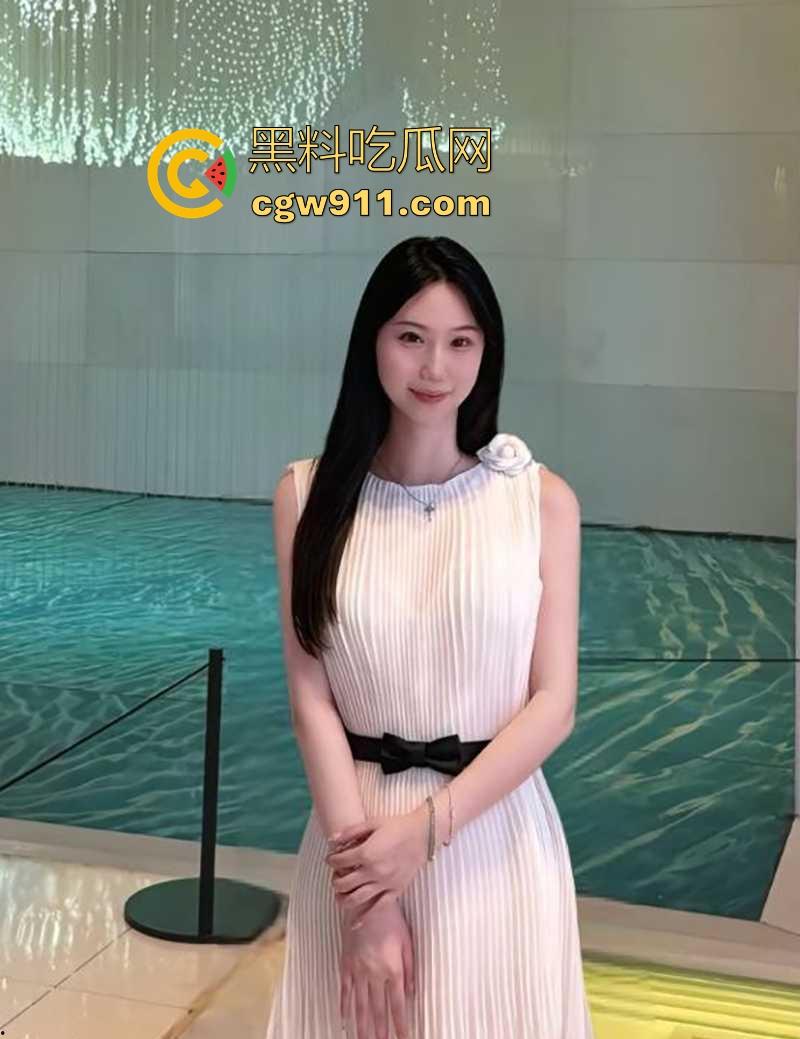 长沙理工校花【徐丽丽】约炮成瘾玩情趣调教,穿JK戴狗链被爆操颜射吞精,老淫贱了!-1