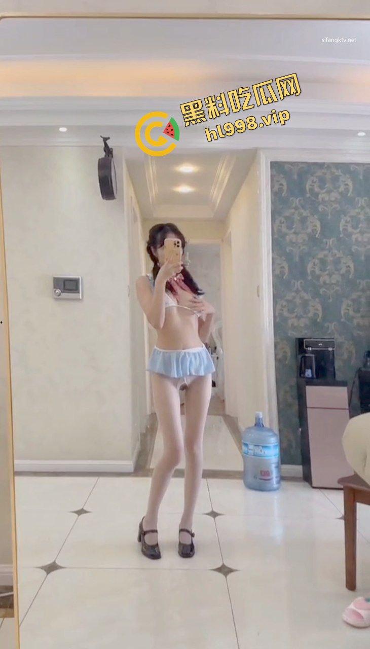 抖音62万粉骚贱御姐『朱思琪』完美炮架 金主约操对镜后入 销魂表情淫荡至极！独家曝光流出！-5