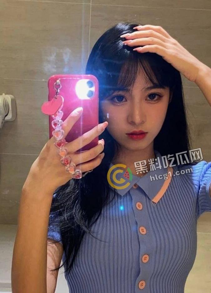 株洲师范绿帽门大曝光!女主与男友交往期间夜店约炮,厕所口爆和酒店怼脸拍摄视频流出,男友怒发女友出轨视频!-2