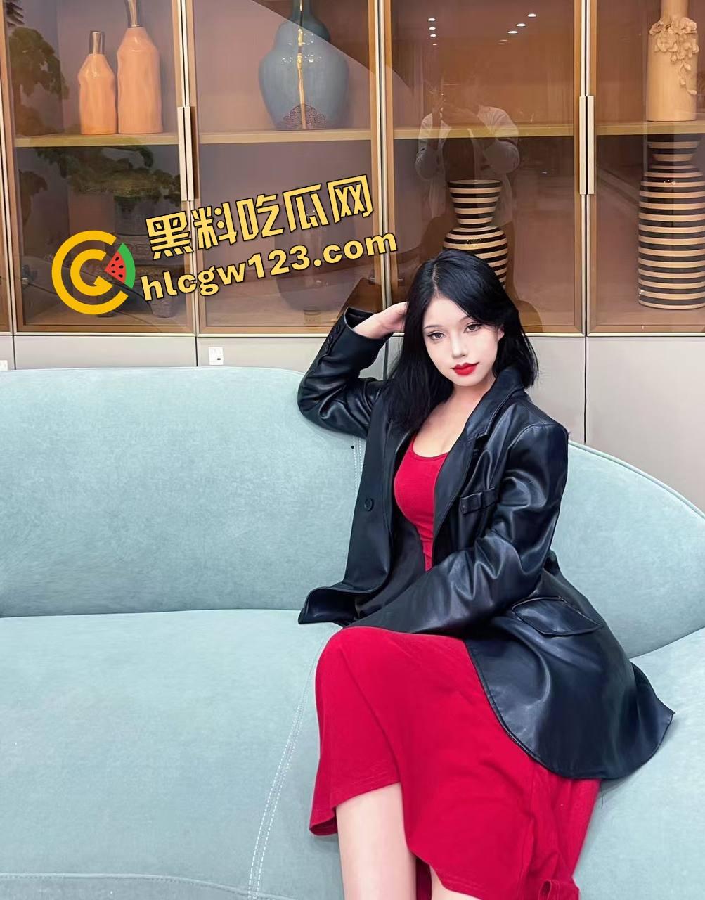 加州理工大学【孙恬】你的女神女友留学刚一周就嘴啃洋屌拍片发你,白人屌真大,她爽到说:我要当P站新女神!-5