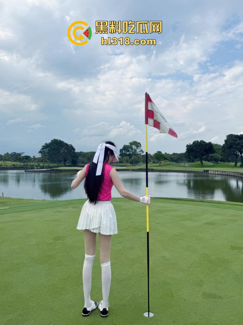 约炮高颜值极品球友，身材高挑性感，床上技术了得，陪完打球还陪睡，真是个尽责的好球友！-5