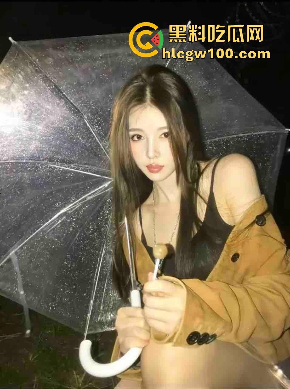 温州富婆少妇【李若曦】包养体校猛男，靠大屌喂饱她，每次被操到腿软还掏零花钱，男大全程记录操逼细节！-4