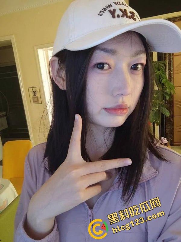 宁夏大学美女校花『马莹莹』反差母狗被玩坏!男友翻身猛抽插让她欲仙欲死!-4