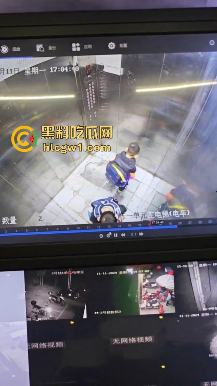 广西梧州平浪小区两个小屁孩半年电梯里撒尿,有娘生没娘教,家里是养牲口吗?-11
