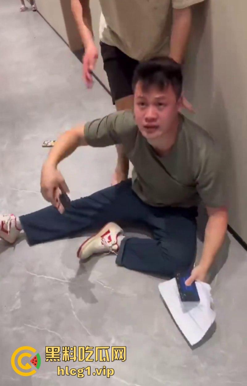 校方:不准转发!广东花城工商高级技工学校发生了一起霸凌打人事件!-5