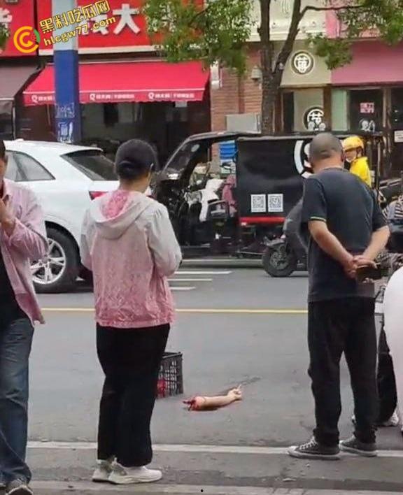 合肥橡树湾血案震魂!夫妻争吵变屠场:断臂惨剧后男子跳楼,爱恨情仇炸裂全网!-7