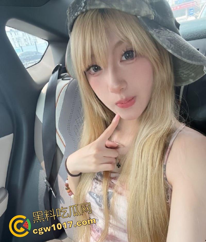 潍坊艺校摩天轮百米啪啪女主【袁雯晴】最新做爱视频曝光,高颜值小母狗,日常吃鸡做爱,各种场所都尝试过,玩法花式挑逗你下体!-4