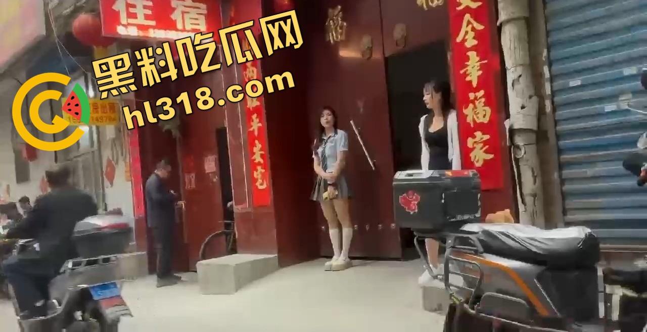 东莞站街妹再度辉煌,如今依旧好玩,虽然没有当年的一条龙,但150的亲民价全国罕见,谁不想逛一逛?-9