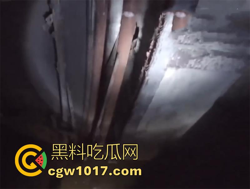 真实见鬼灵异事件,惊吓指数99%,各类博主意外拍摄恐怖画面,难道这个世界真的有鬼怪存在么?-3