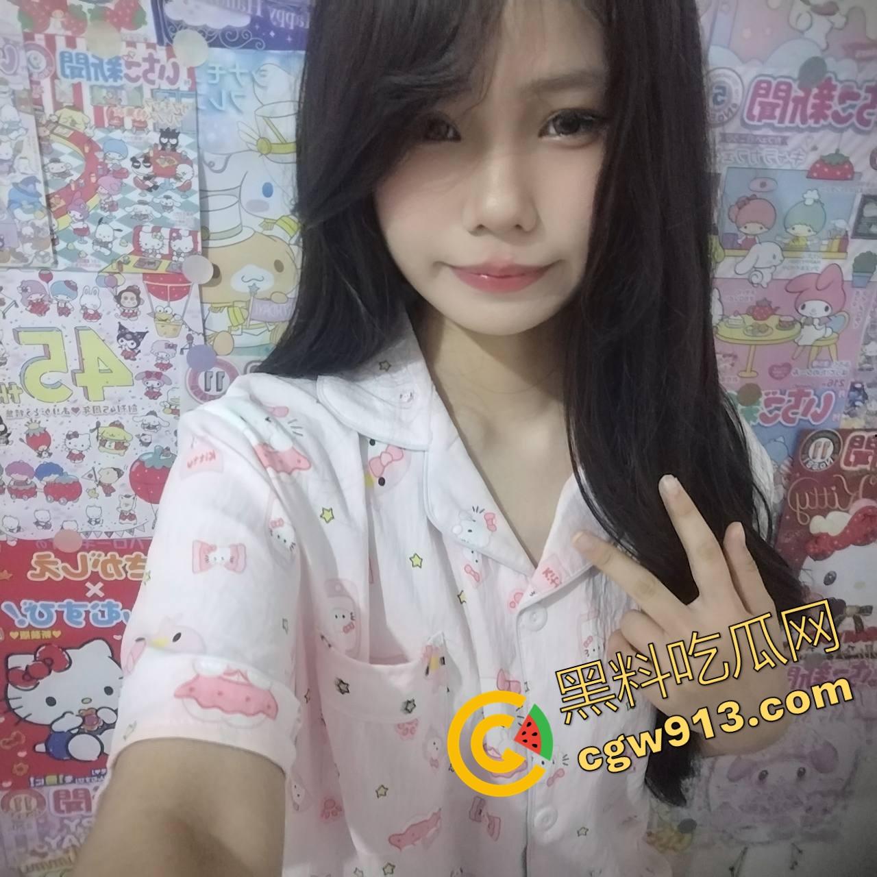 抖音极品微胖熟女【风雨彩虹铿锵玫瑰】流出,定制福利尺度突破天际,肥臀翘逼淫水横流等大肉棒!-3